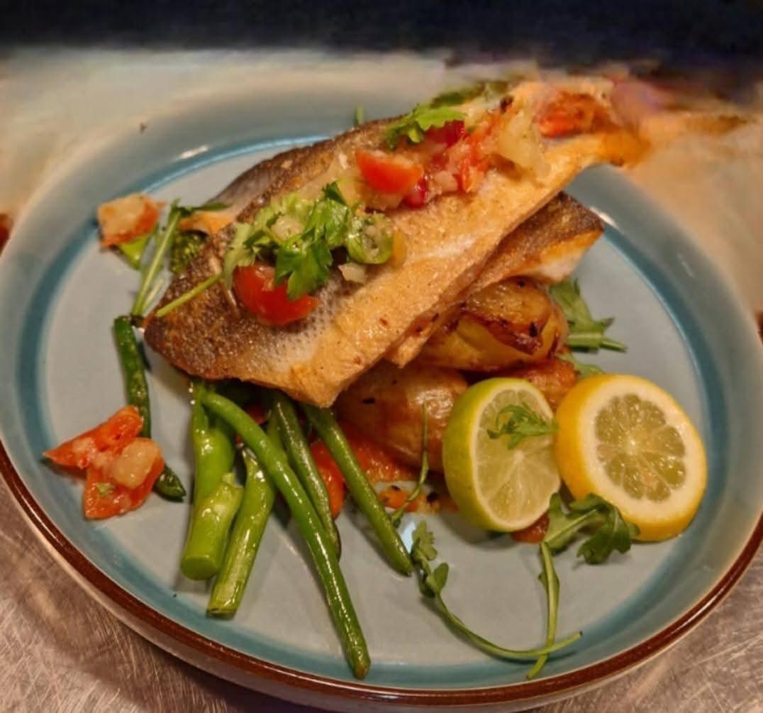 ホテル The Flying Fish Stables イルミンスター エクステリア 写真
